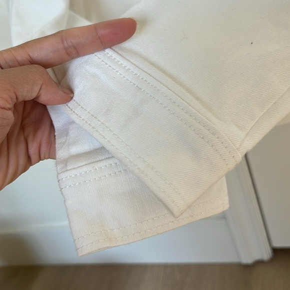 🌟3/$15🌟 Jean jacket - Picture 4 of 5